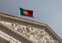 Foto von Rob Wingate auf Unsplash